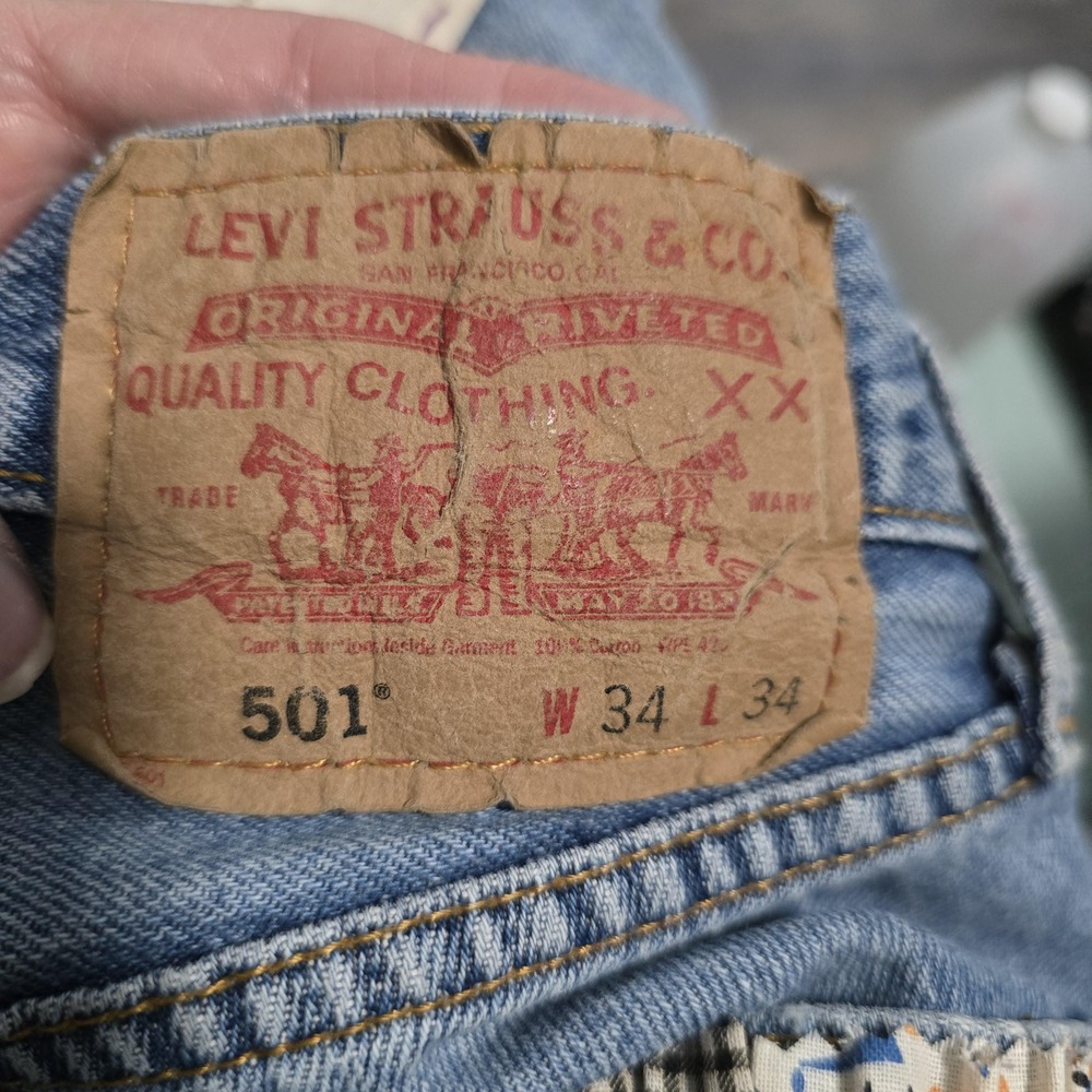 Upcycled Levis 501 shorts quilt lace doilies, embroidery‎ vintage tablecloth  34 - Picture 7 of 8